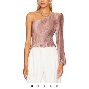 Astr the Label off the shoulder top